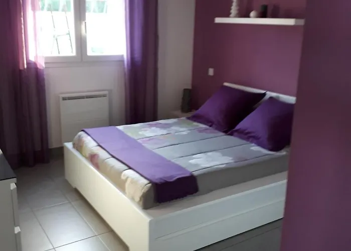 En Corse Sur La Cote Est *