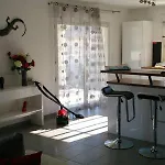 Vila En Corse Sur La Cote Est *