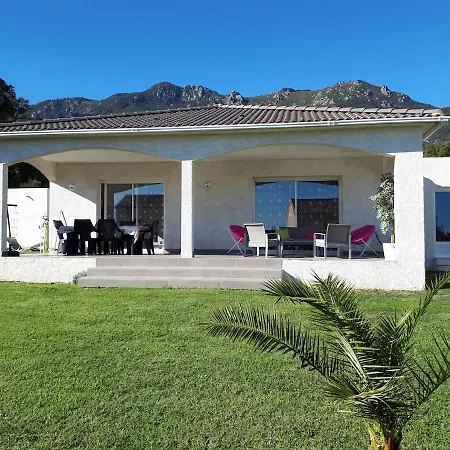 En Corse Sur La Cote Est Apartmán Santa-Maria-Poggio (Corsica)